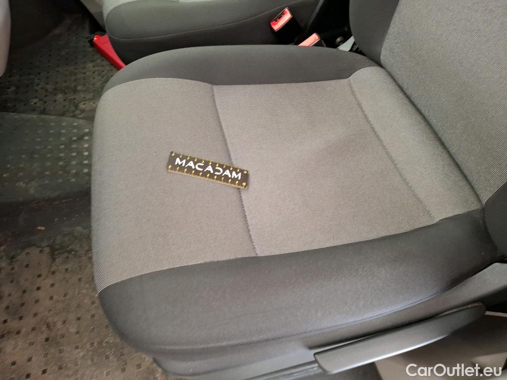  Volkswagen  Transporter T6  Fourgon 2.0 TDI 150CV BVA7 E6 #4