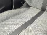  Peugeot  2008 Peugeot  PureTech 130 S&S EAT8 ALLURE 5d #18