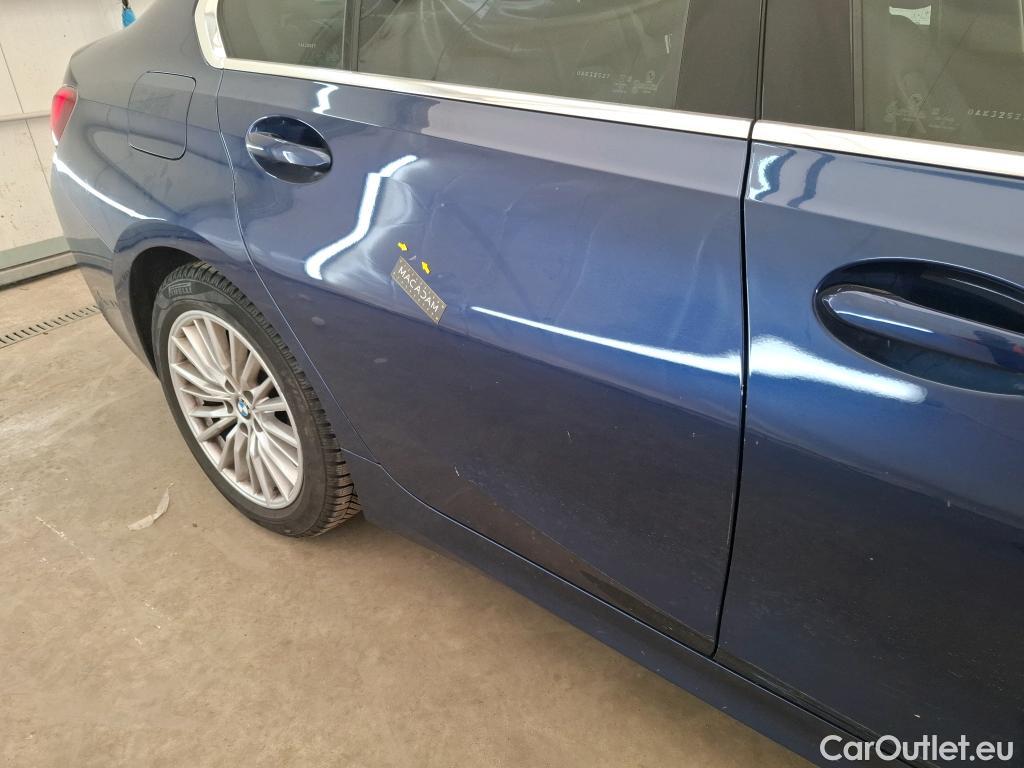  Bmw  Serie 3 BMW Série 3 Berline 4p Berline 330i 258ch Luxury BVA8 #9