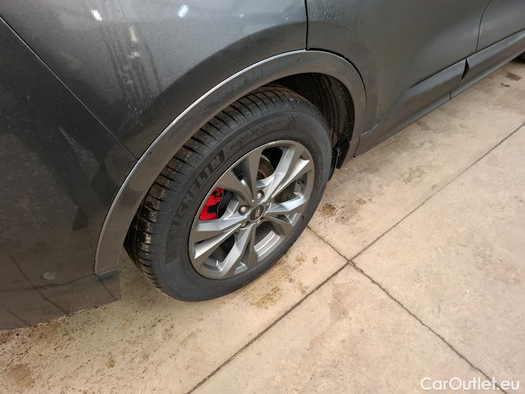 Ford  Kuga  ST-Line X Plug-In Hybrid 2.5 225CV BVA6 E6dT #6