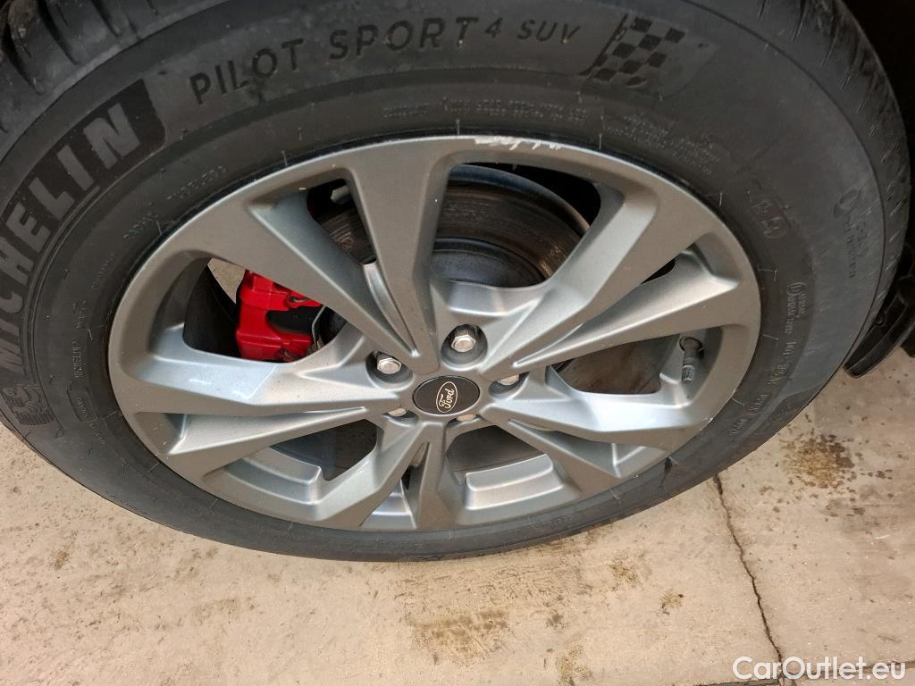  Ford  Kuga  ST-Line X Plug-In Hybrid 2.5 225CV BVA6 E6dT #7