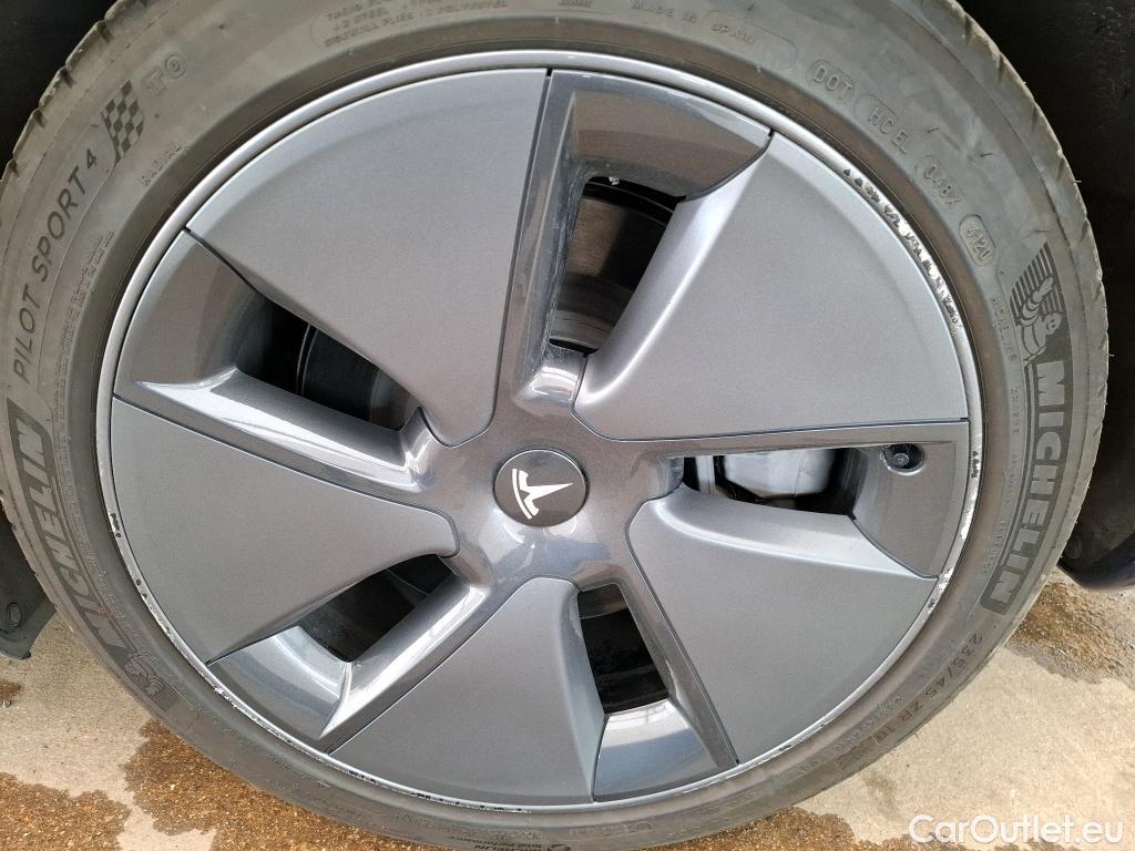  Tesla  Model 3 TESLA  / 2018 / 4P / Berline Autonomie Standard Plus RWD #12