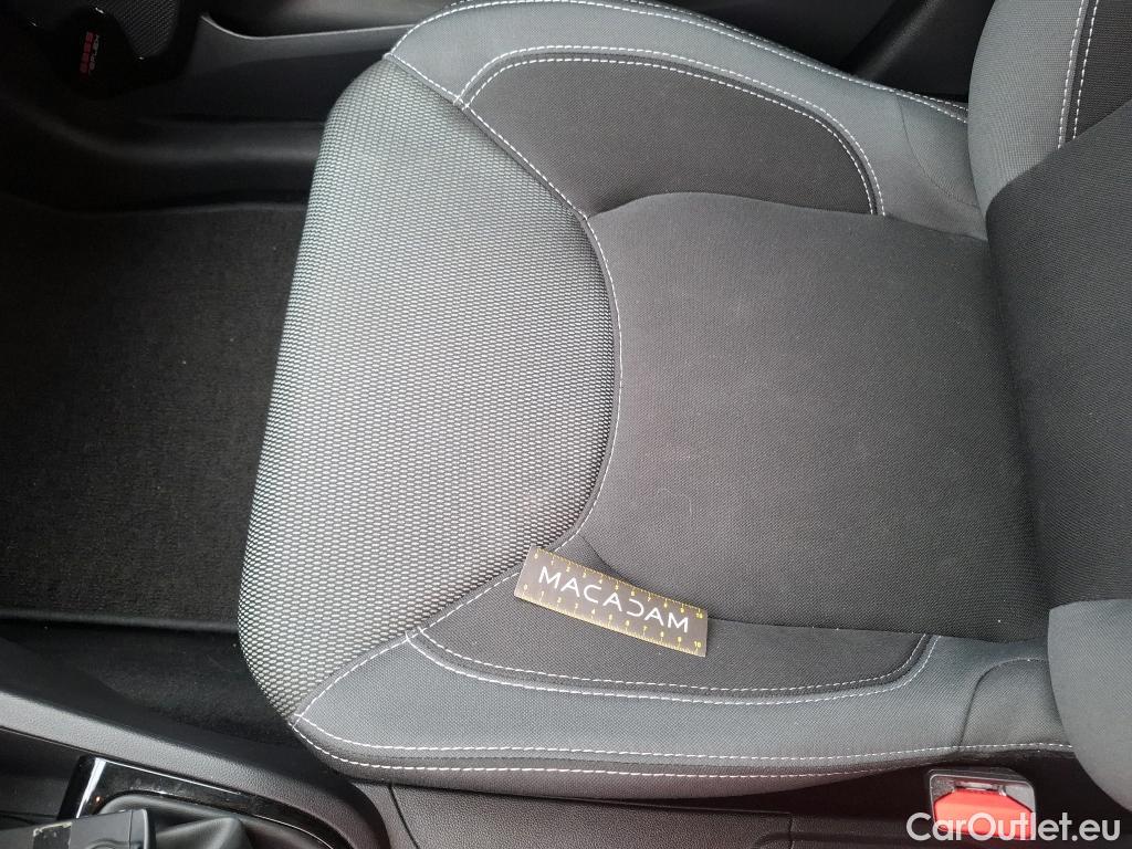  Renault  Clio  IV Business 0.9 TCe 90CV BVM5 E6 #31