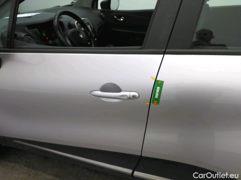  Renault  Captur RENAULT  / 2017 / 5P / Crossover &Business dCi 90 EDC - 18 #21