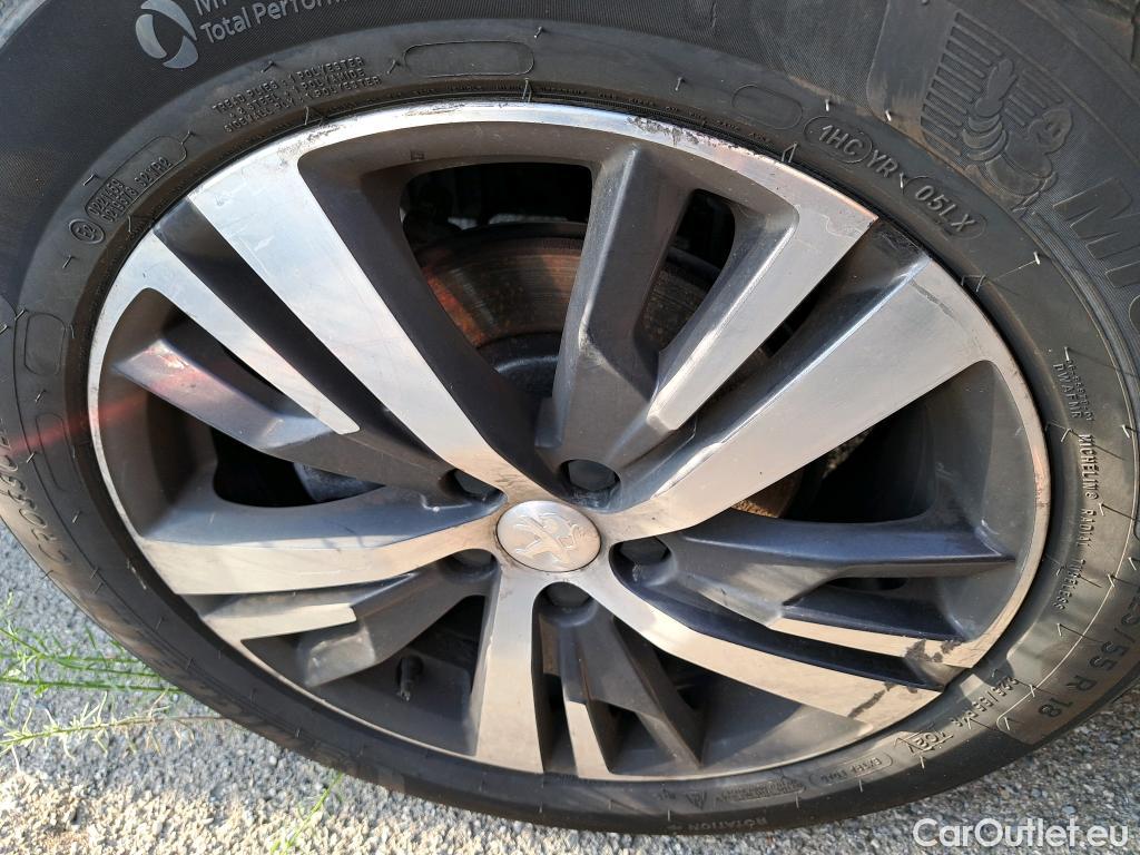  Peugeot  3008 PEUGEOT  / 2016 / 5P / SUV BlueHDi 130 EAT8 ALLURE (Ex 617J) #11