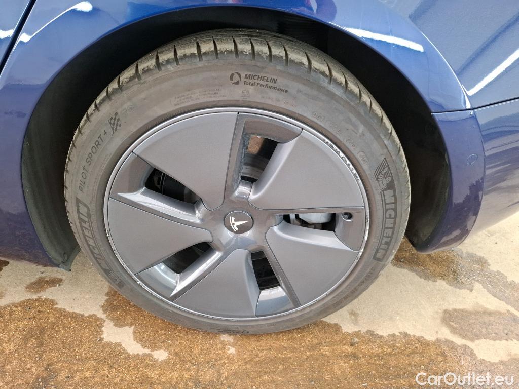  Tesla  Model 3 TESLA  / 2018 / 4P / Berline Autonomie Standard Plus RWD #11
