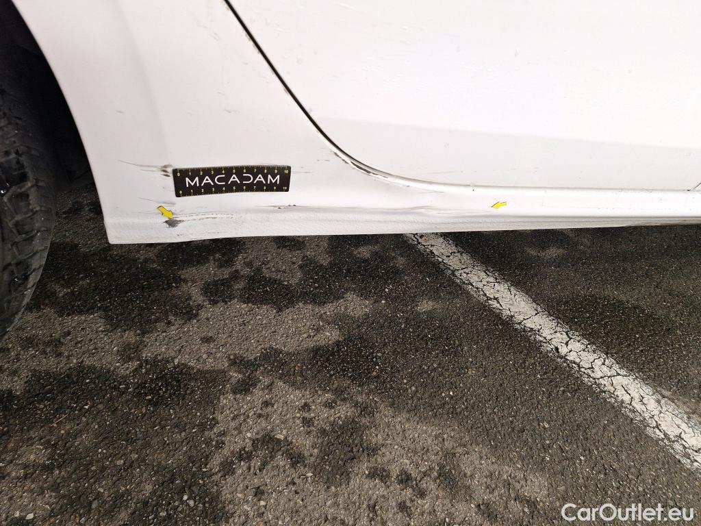  Peugeot  208  Affaire Premium Pack 1.2 80CV BVM5 E6dT #10