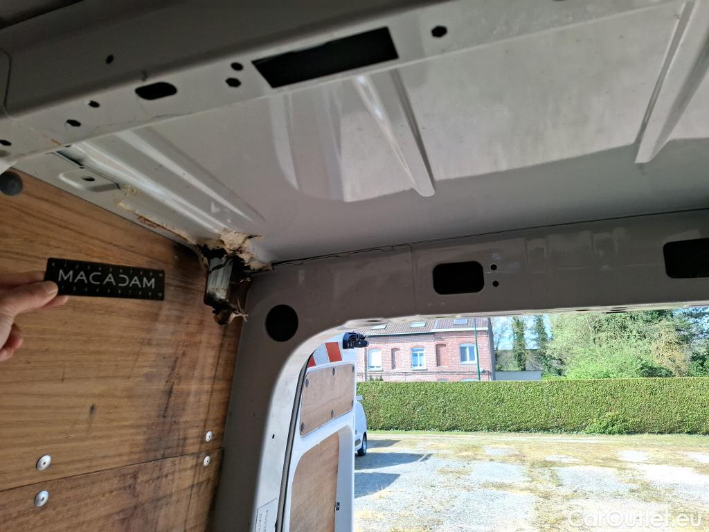  Volkswagen  Crafter  Fourgon Fourgon 35 lang mit Hochdach FWD 2.0 140CV BVM6 #7