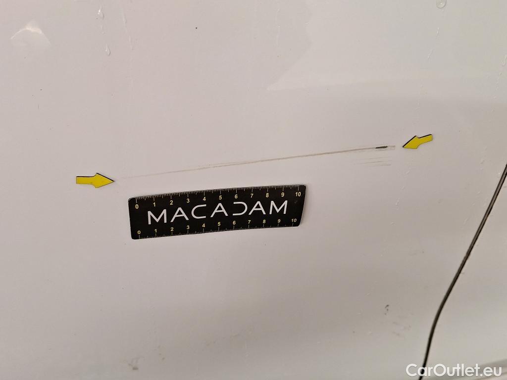 Peugeot  208  Affaire Premium Pack 1.2 80CV BVM5 E6dT #23