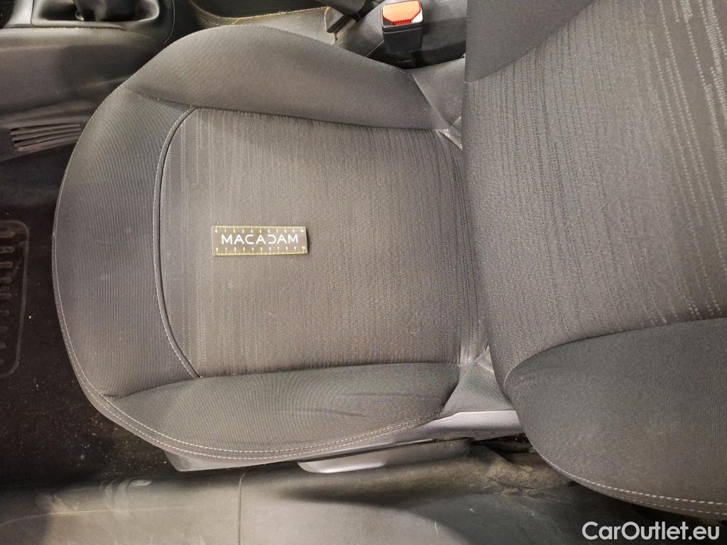 Peugeot  208  Affaire Premium Pack 1.2 80CV BVM5 E6dT #54