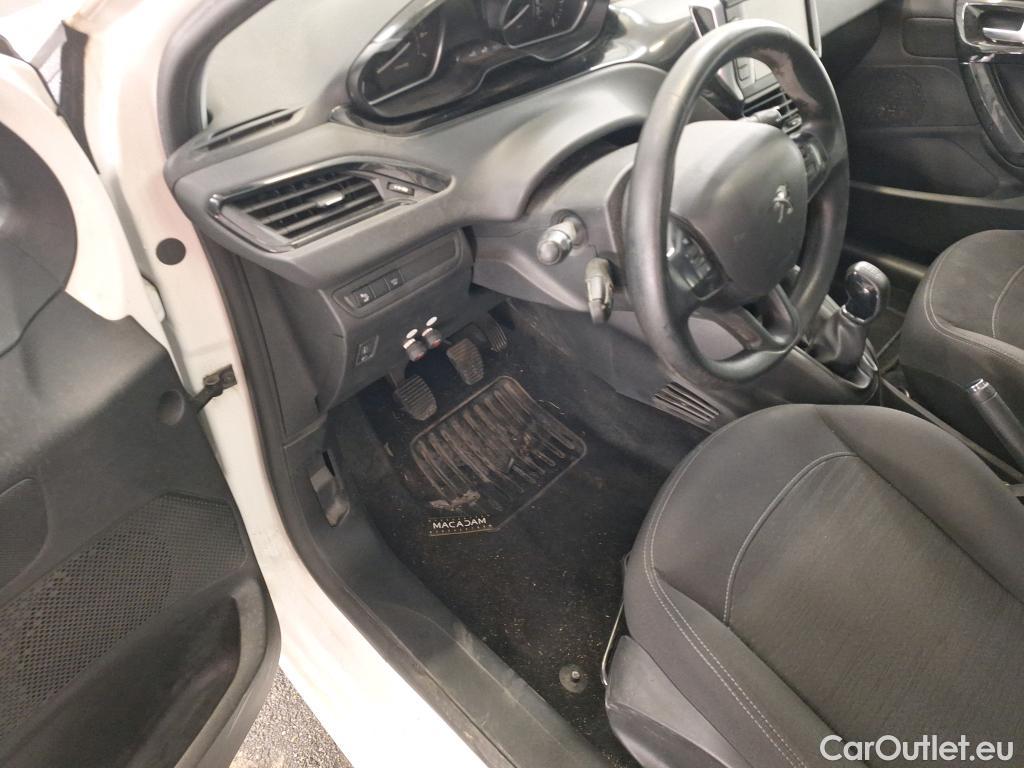  Peugeot  208  Affaire Premium Pack 1.2 80CV BVM5 E6dT #1