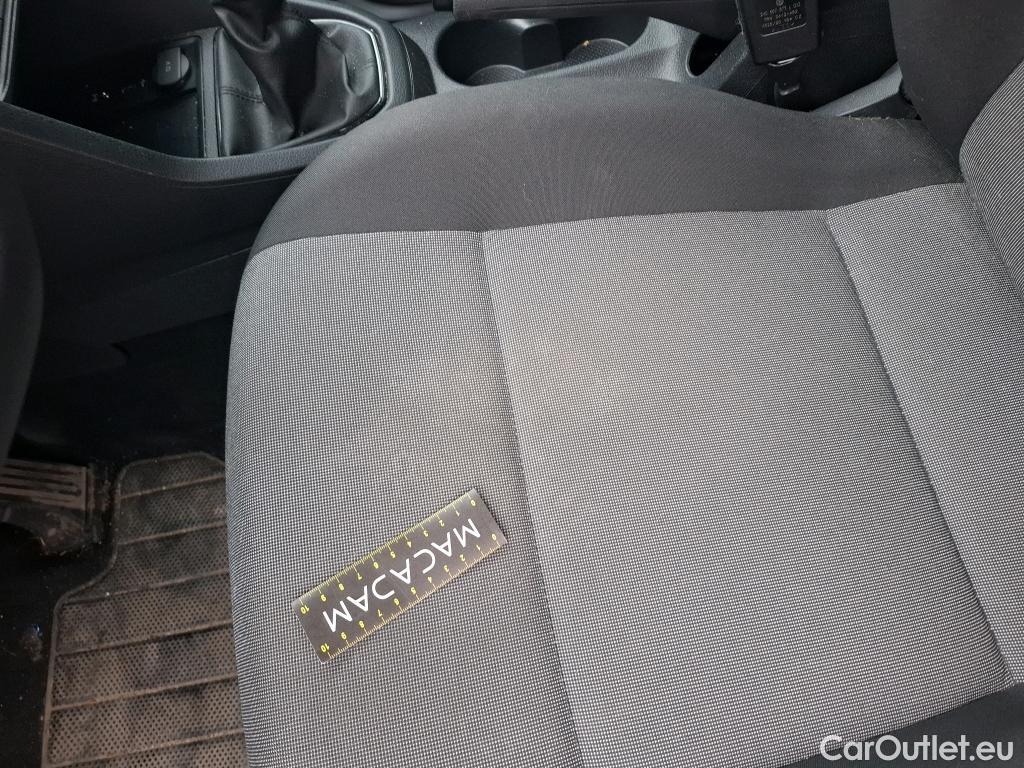  Volkswagen  Caddy VOLKSWAGEN  Van / 2015 / 4P / Fourgonnette 2.0 TDI 75 Business Line #4