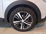  Peugeot  3008 PEUGEOT  / 2016 / 5P / SUV BLUEHDI 130 EAT8 SeS ALLURE #17