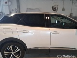  Peugeot  3008 PEUGEOT  / 2016 / 5P / SUV BLUEHDI 130 EAT8 SeS ALLURE #38