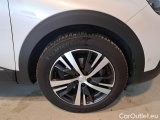  Peugeot  3008 PEUGEOT  / 2016 / 5P / SUV BLUEHDI 130 EAT8 SeS ALLURE #60