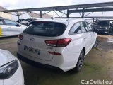  Hyundai  i30 1.6 CRDI 115 BUSINESS SW #3
