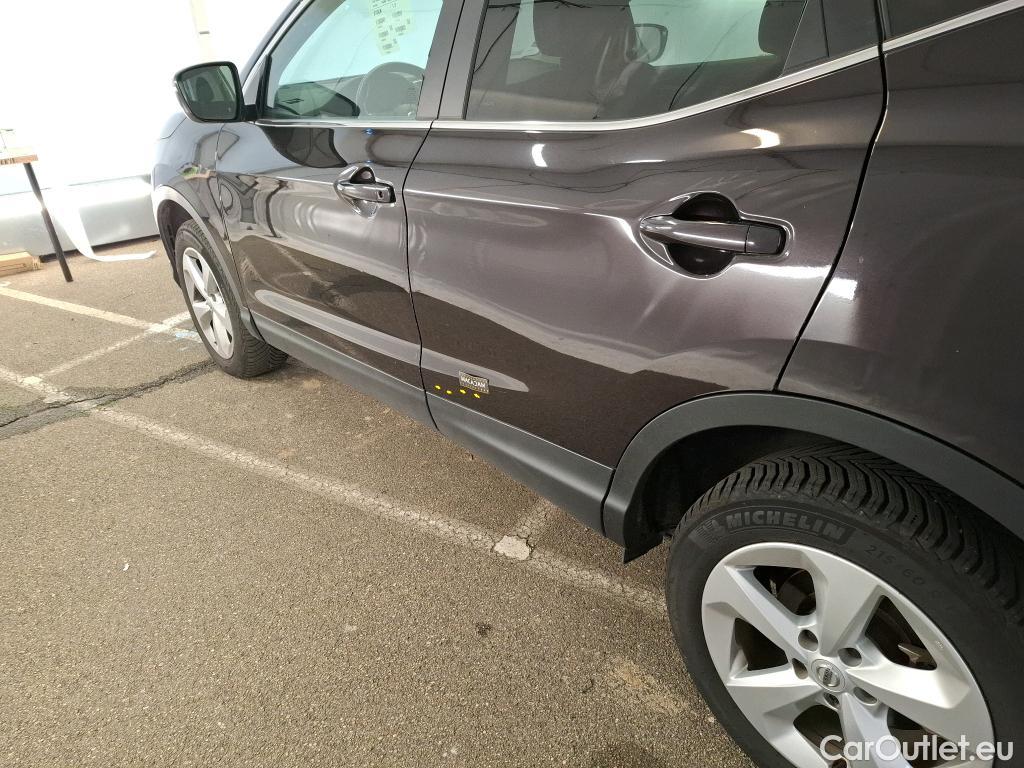  Nissan  Qashqai NISSAN  / 2017 / 5P / Crossover 1.5 DCI 115 Business Edition #9