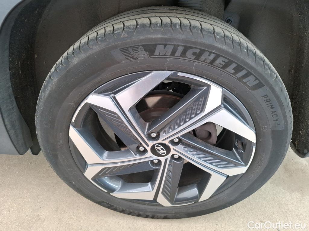  Hyundai  Tucson HYUNDAI  / 2020 / 5P / SUV 1.6 HYBRID 230 EXECUTIVE #12