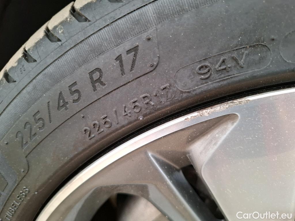  Peugeot  308  GT 1.2 PureTech 130CV BVA8 E6d #4