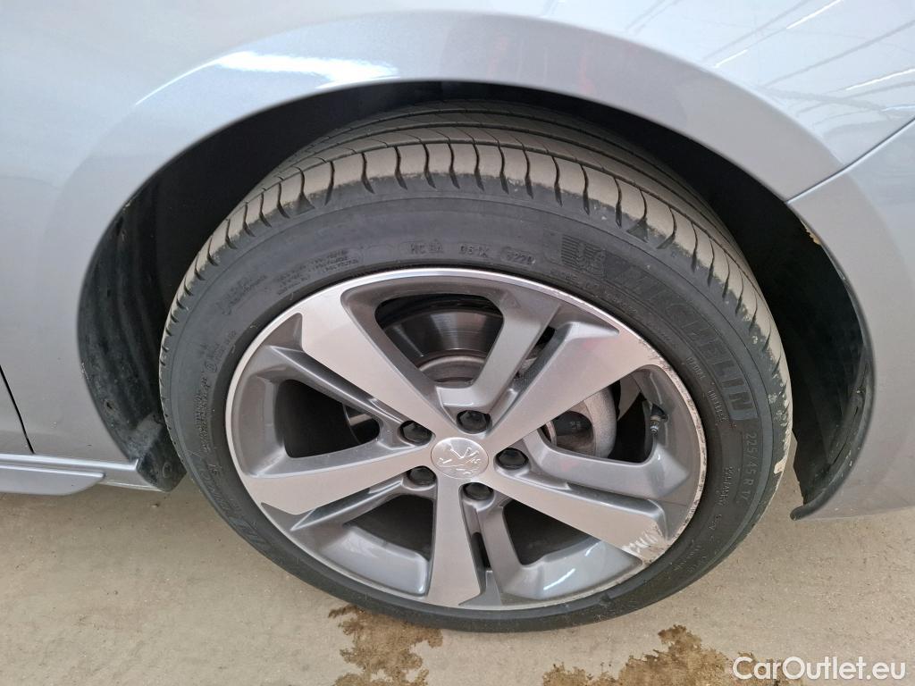  Peugeot  308  GT 1.2 PureTech 130CV BVA8 E6d #5