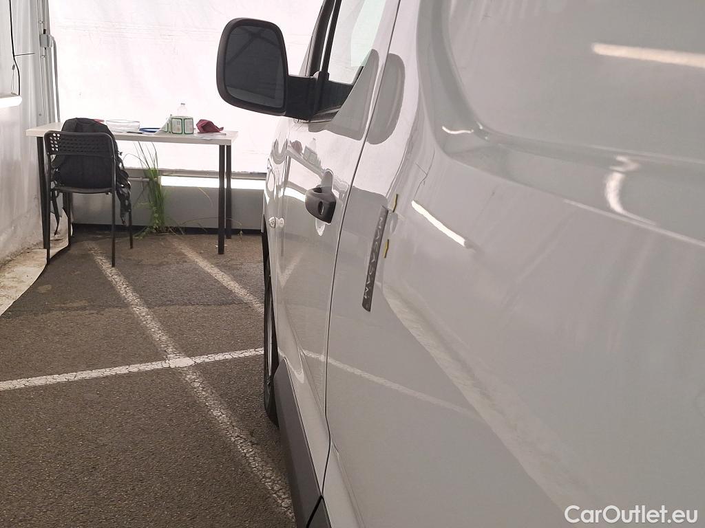  Citroen  Berlingo  Fourgon Club M 650 1.5 BlueHDi 75CV BVM5 E6dT #68