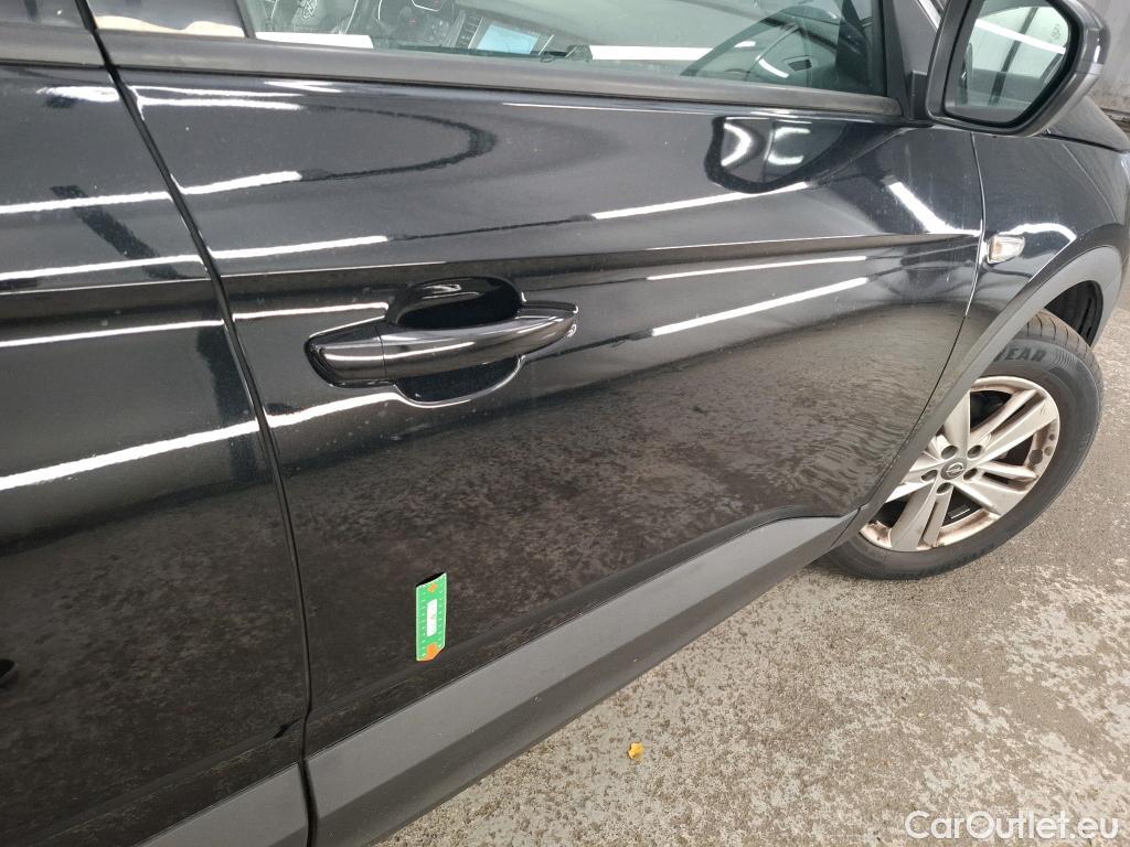  Opel   Grandland X Grandland X Elegance Business 1.5 130CV BVA8 E6d #26