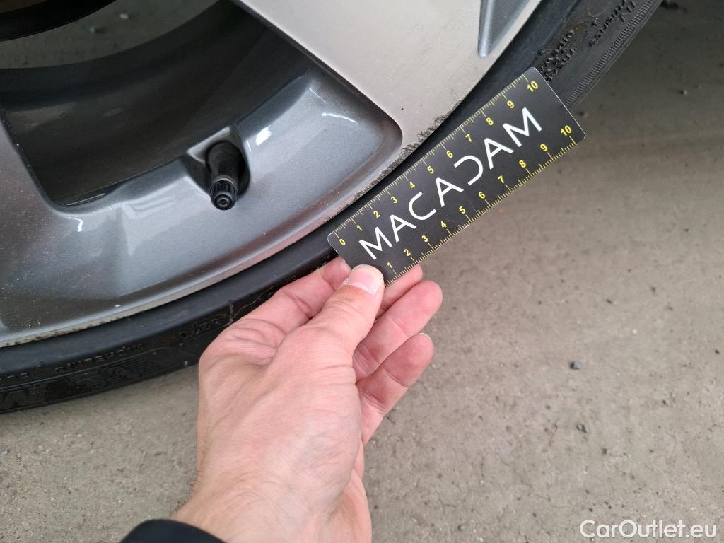  Peugeot  308  GT 1.2 PureTech 130CV BVA8 E6d #13