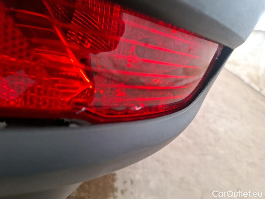  Peugeot  5008  Allure Pack 1.5 HDi 130CV BVA8 7 Sieges E6d #29