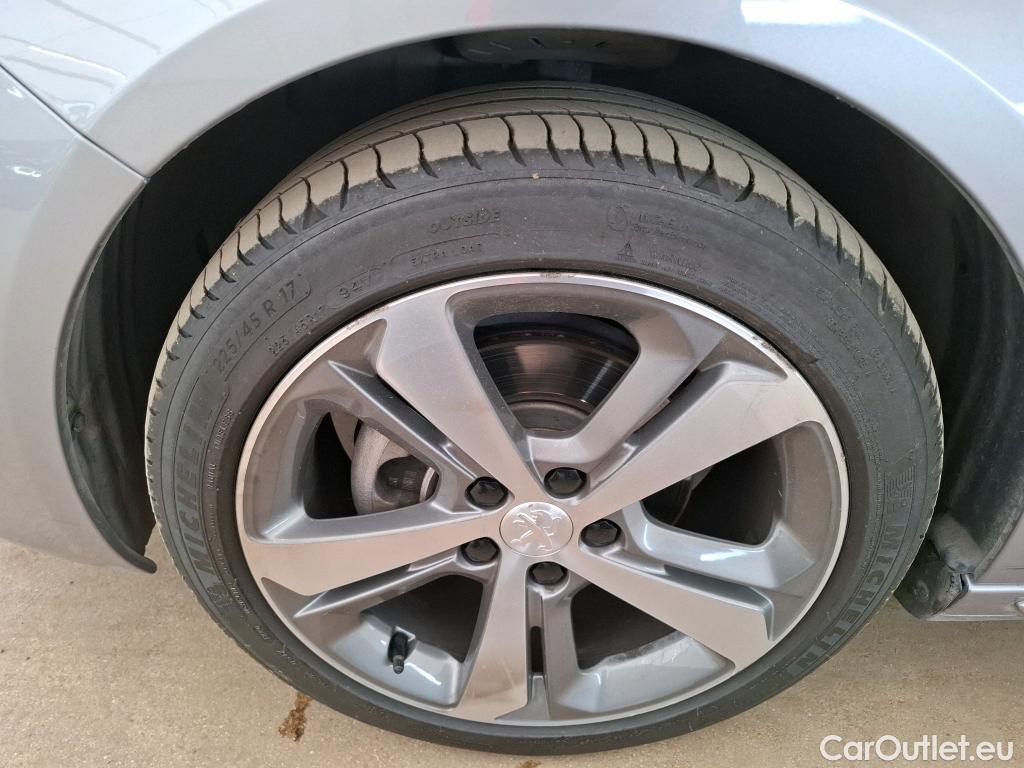  Peugeot  308  GT 1.2 PureTech 130CV BVA8 E6d #2