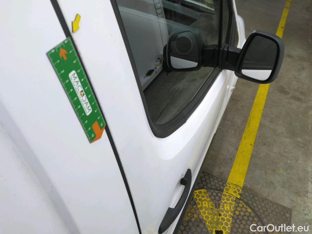  Citroen  Berlingo  Fourgon Business L1 (Court) 1.6 BlueHDi 100CV BVM5 E6 #11