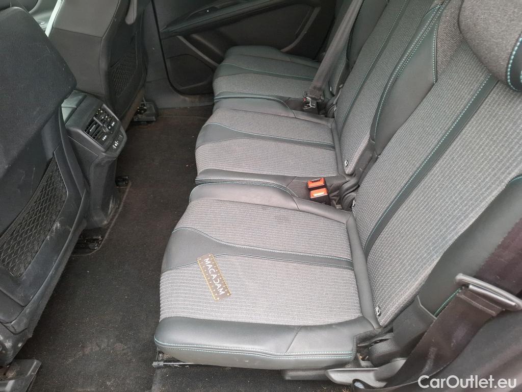  Peugeot  5008  Allure Pack 1.5 HDi 130CV BVA8 7 Sieges E6d #35
