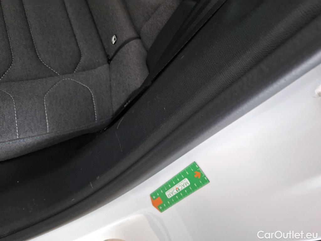  Citroen  C4  Berline Feel Pack 1.2 PureTech 130CV BVA8 E6d #6