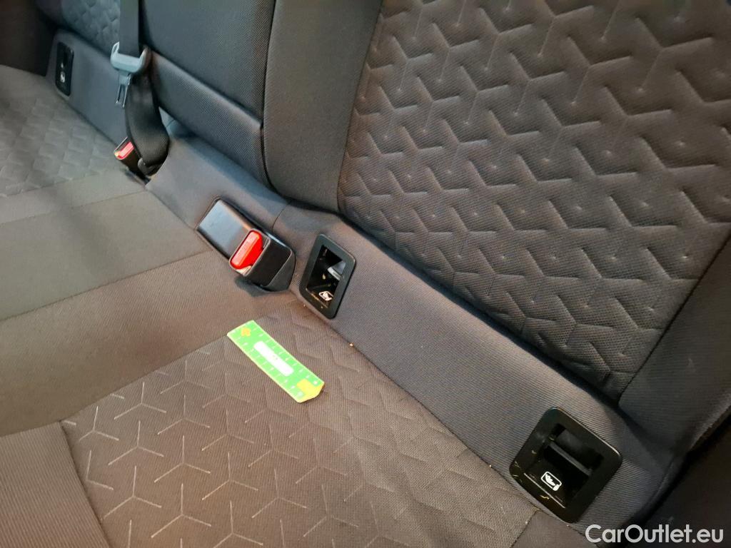  Toyota  Corolla TOYOTA  Touring Sports / 2018 / 5P / Break Hybride 122h Dynamic Business Stage Acad #38