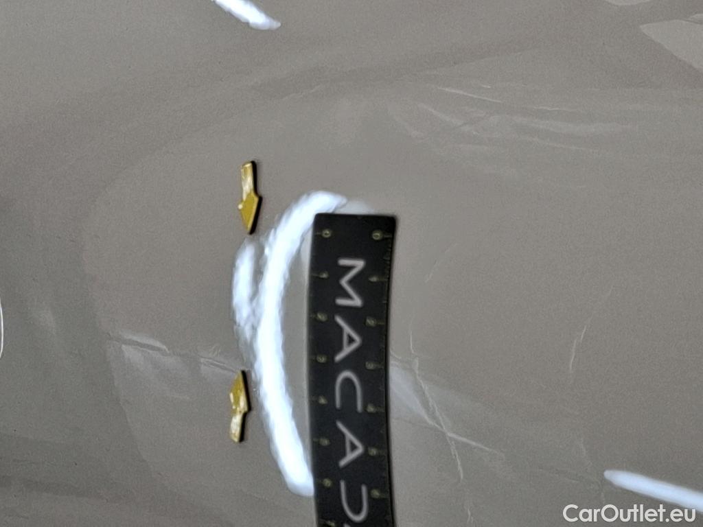  Renault  Captur  II Business 1.5 dCi 95CV BVM6 E6dT #25