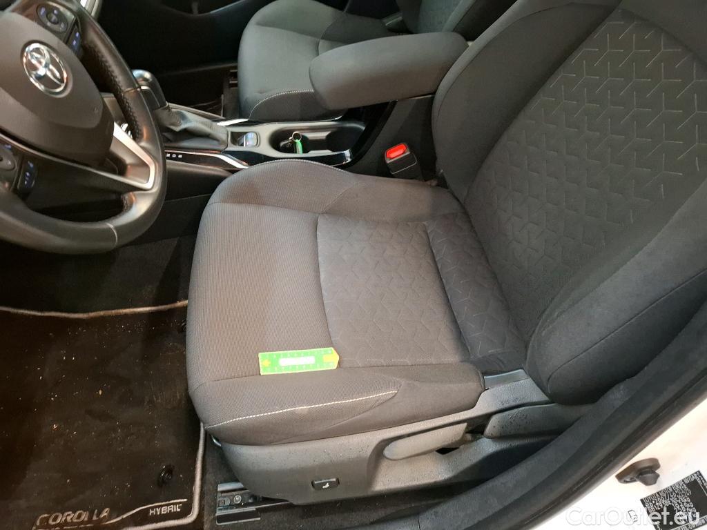  Toyota  Corolla TOYOTA  Touring Sports / 2018 / 5P / Break Hybride 122h Dynamic Business Stage Acad #33