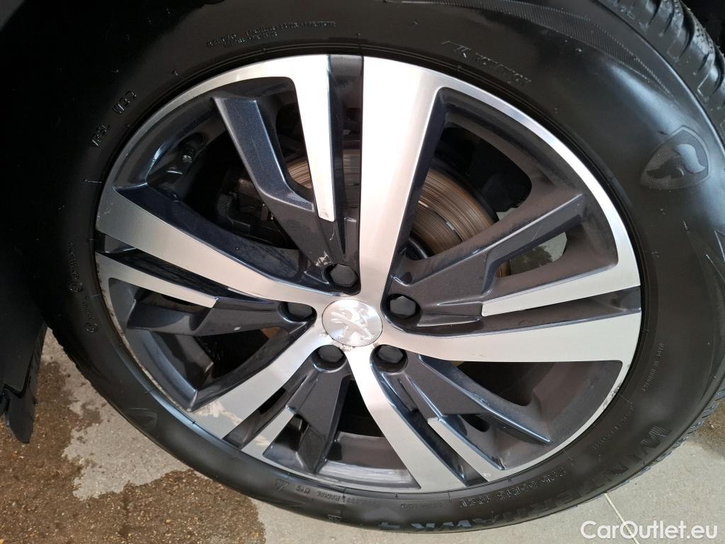  Peugeot  5008  GT Line 1.5 HDi 130CV BVA8 E6dT #25