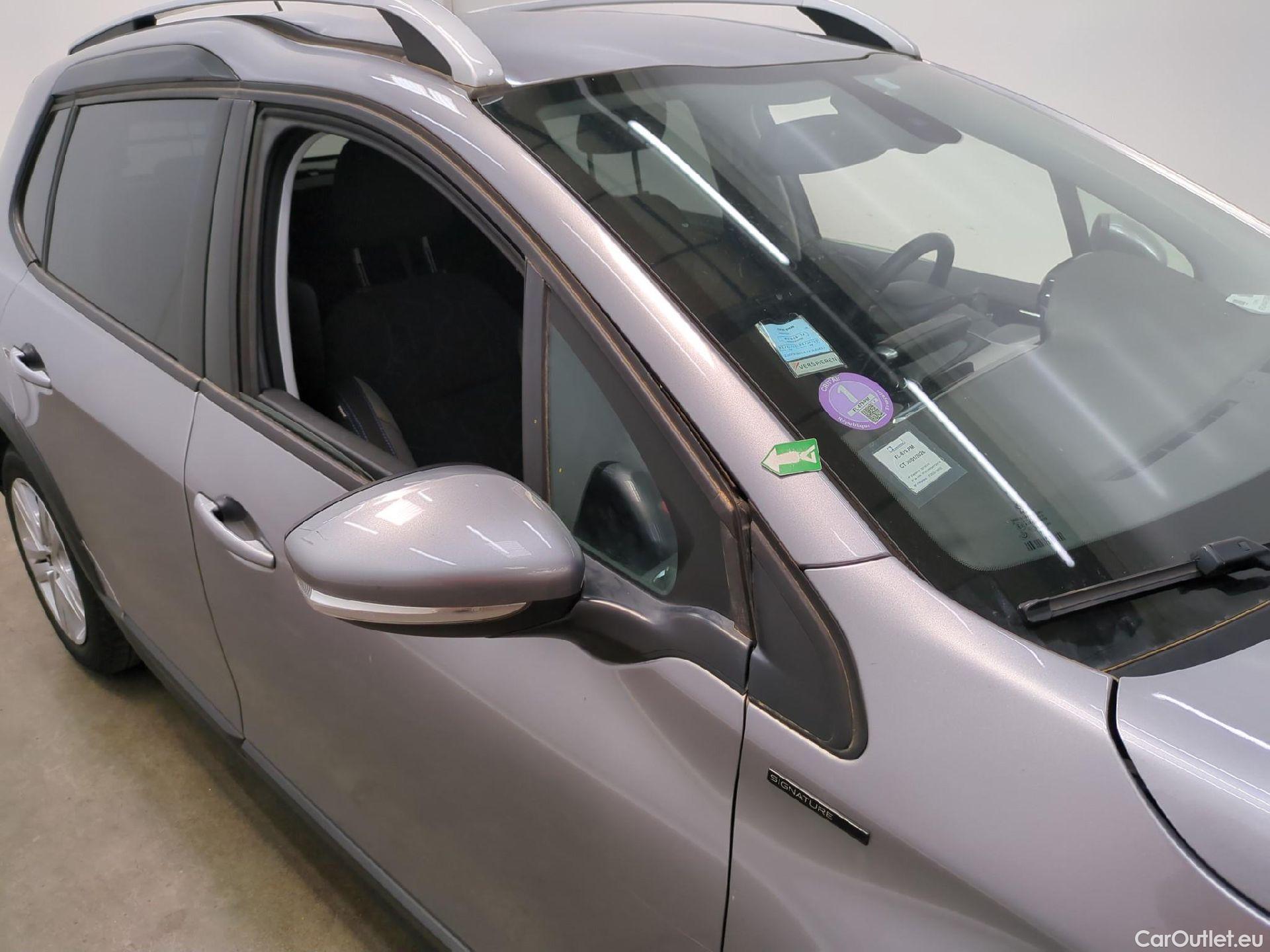  Peugeot  2008  Signature 1.2 PureTech 130CV BVA6 E6dT #88