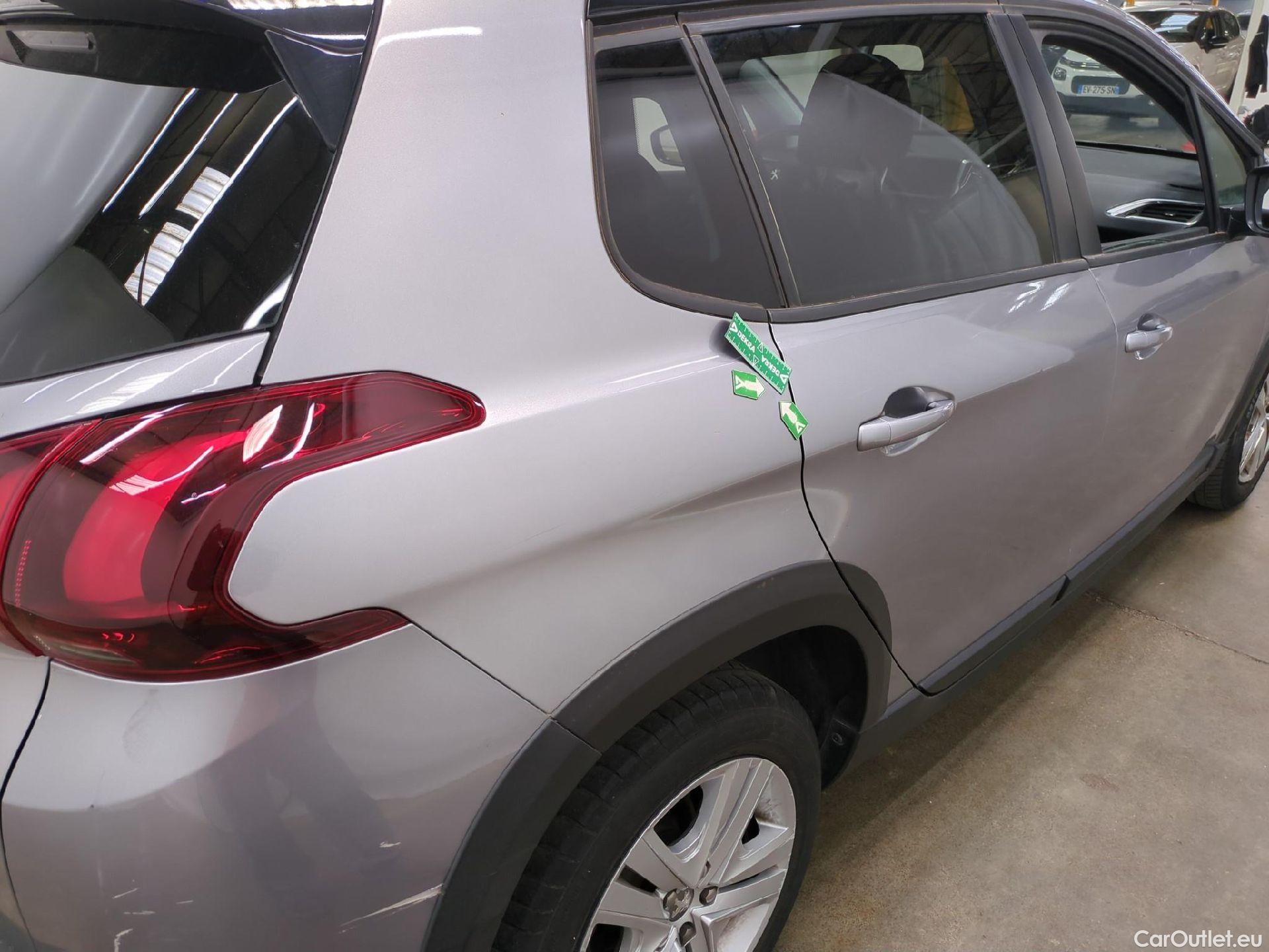  Peugeot  2008  Signature 1.2 PureTech 130CV BVA6 E6dT #62