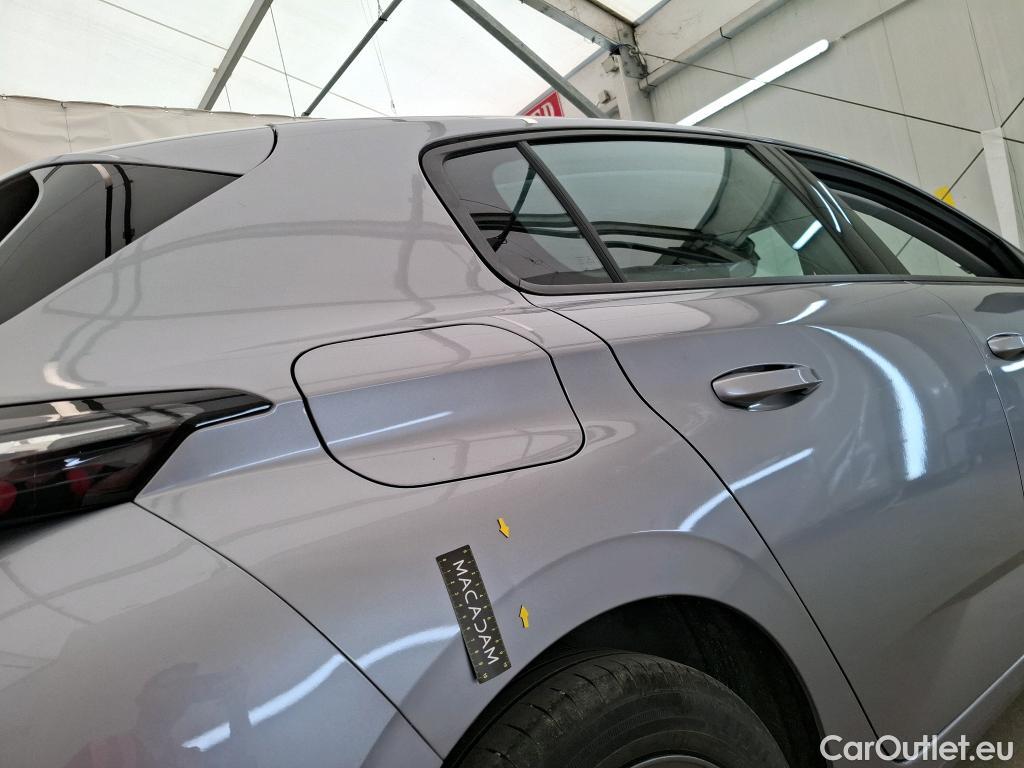  Peugeot  308  Active Pack 1.2 PureTech 130CV BVA8 E6d #1