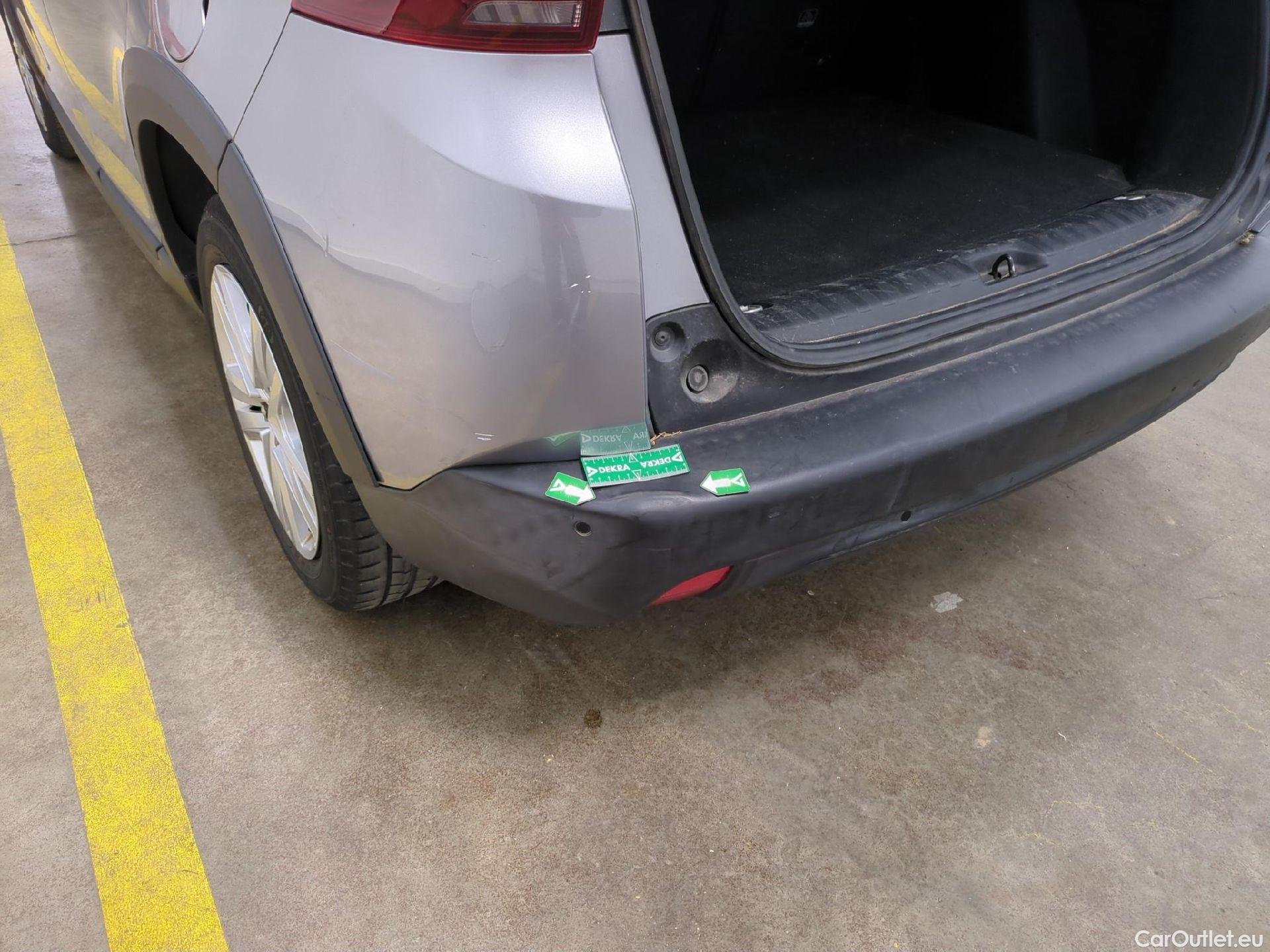  Peugeot  2008  Signature 1.2 PureTech 130CV BVA6 E6dT #44