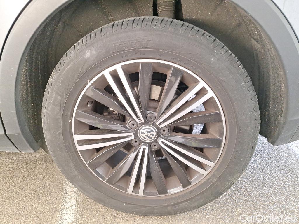  Volkswagen  Tiguan  Carat BMT 2.0 TDI 150CV BVM6 E6dT #14