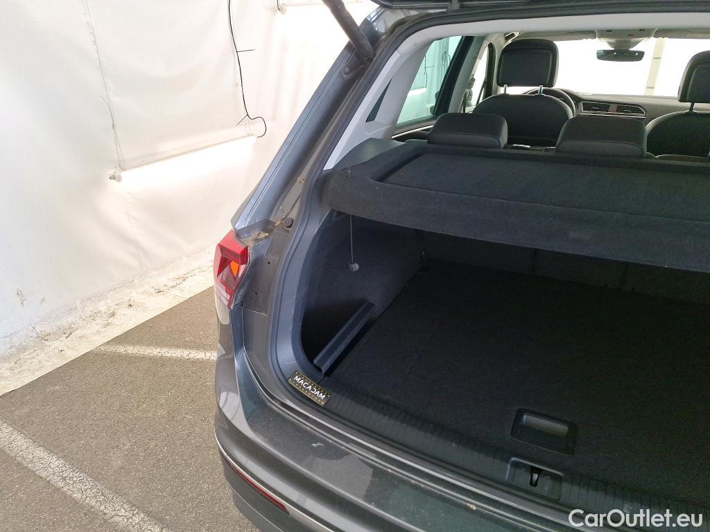  Volkswagen  Tiguan  Carat BMT 2.0 TDI 150CV BVM6 E6dT #48