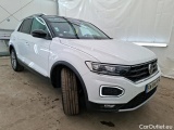  Volkswagen  T-ROC VOLKSWAGEN  / 2017 / 5P / SUV 1.5 TSI 150 EVO CARAT DSG7 #4