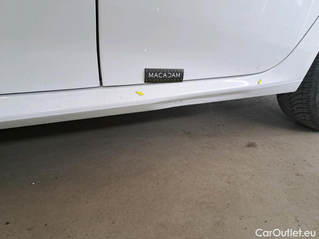  Peugeot  208  Premium 1.5 HDi 100CV BVM6 E6d #2