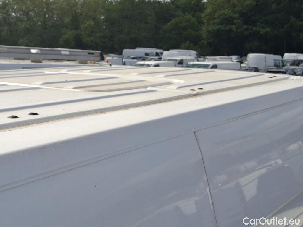  Renault  Master  Fourgon L2H2 3 3 Grand Confort dCi 135CV BVM6 E6dT #9