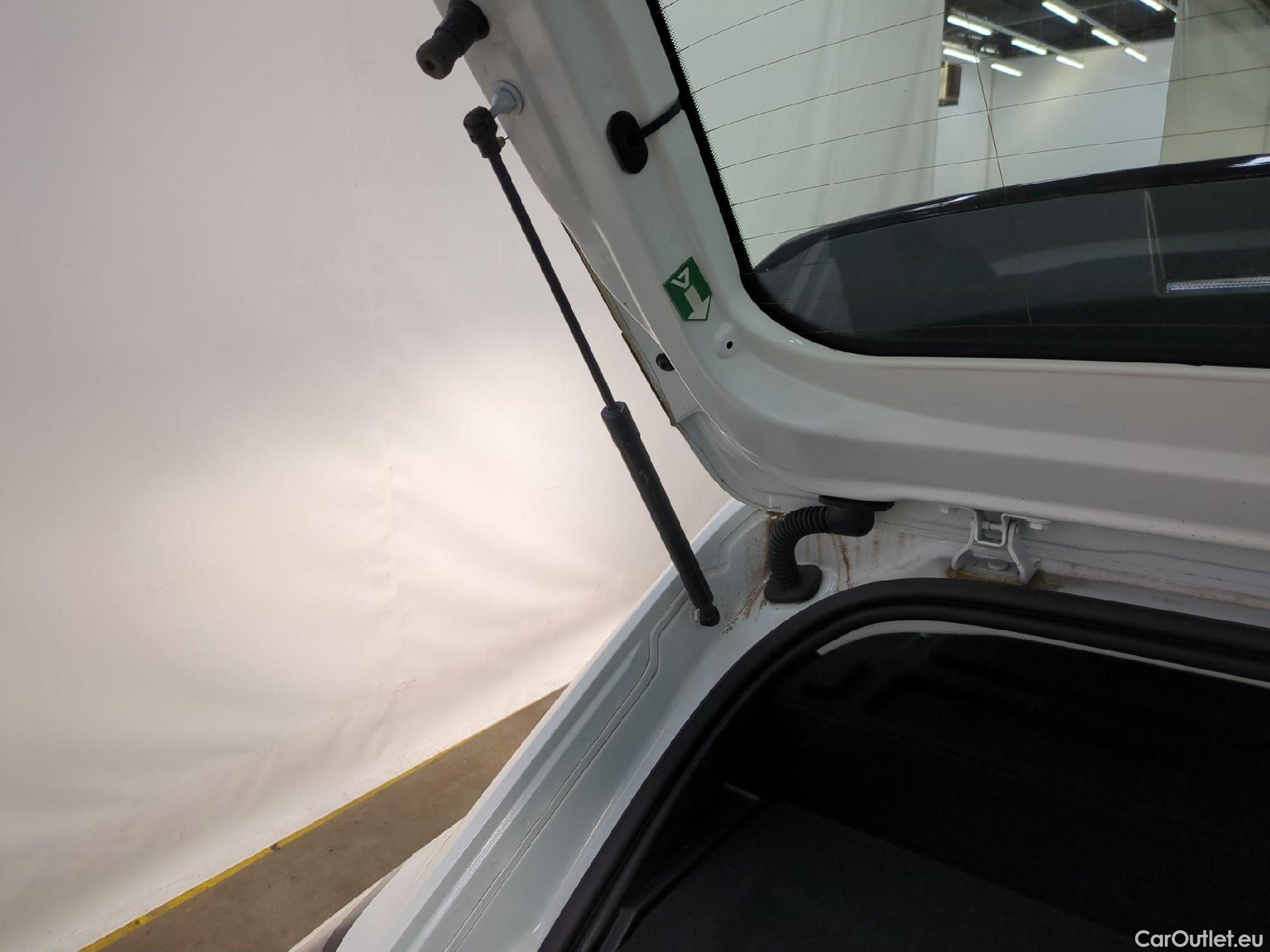  Peugeot  208  Premium 1.5 HDi 100CV BVM6 E6d #5