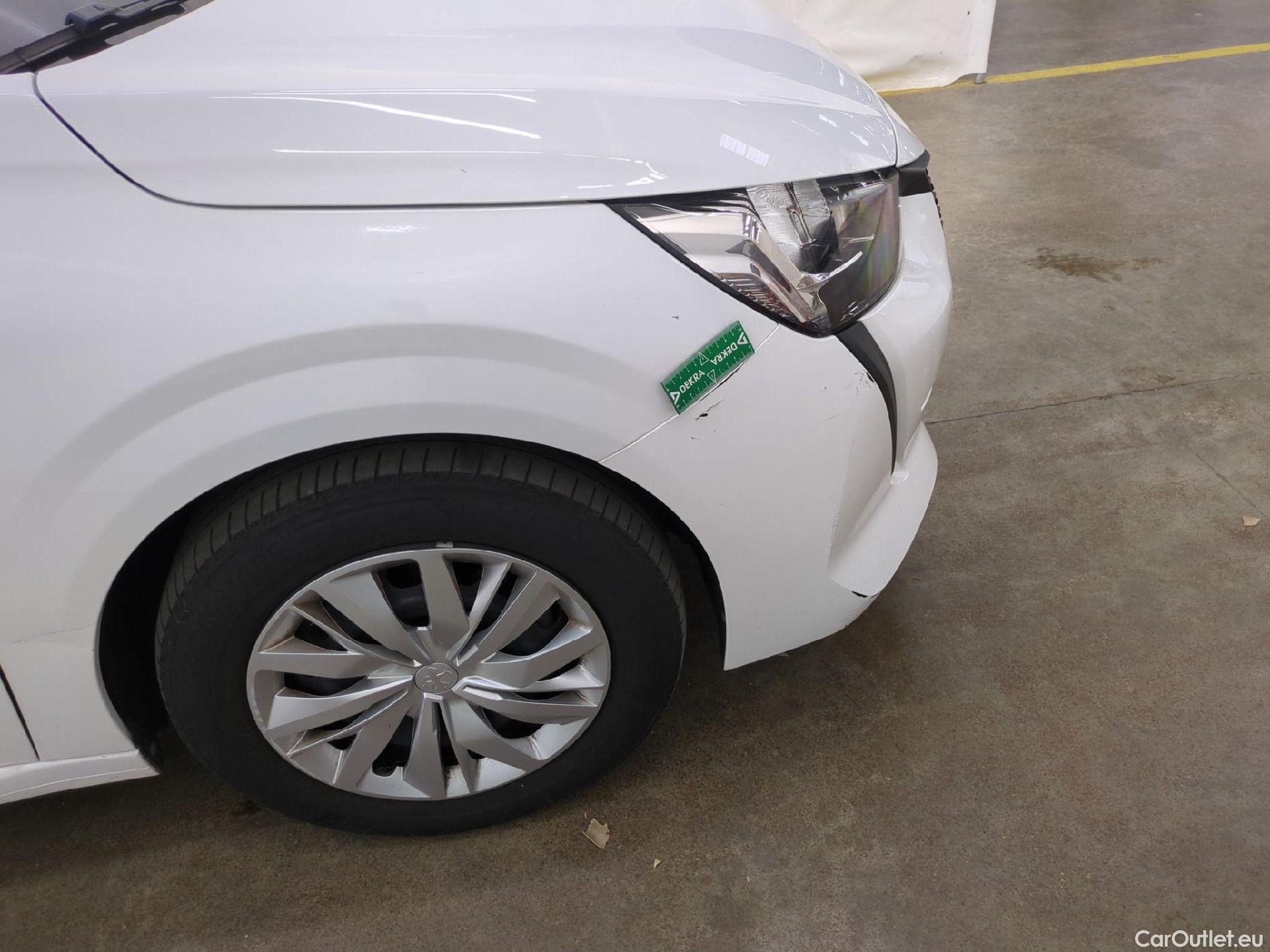  Peugeot  208  Premium 1.5 HDi 100CV BVM6 E6d #18