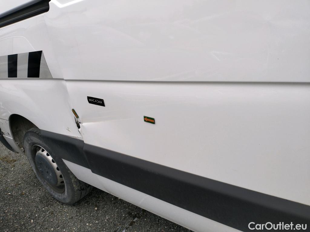  Renault  Master  Fourgon L2H2 3 3 Grand Confort dCi 135CV BVM6 E6dT #12