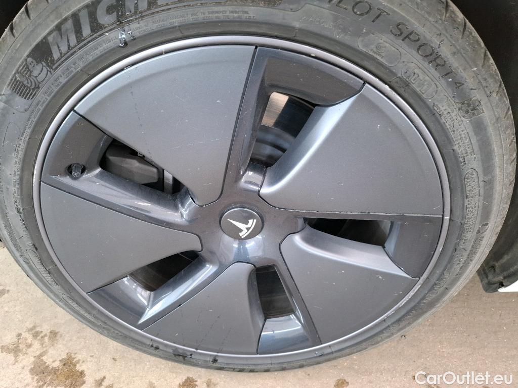  Tesla  Model 3 TESLA  / 2018 / 4P / Berline Autonomie Standard Plus RWD #10