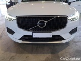  Volvo  XC60 VOLVO  / 2017 / 5P / SUV B4 D AWD AUTOMATICO MOMENTUM PRO #29